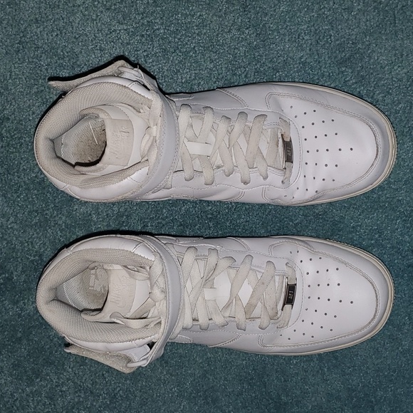 Nike Air Force 1 - Picture 2 of 5